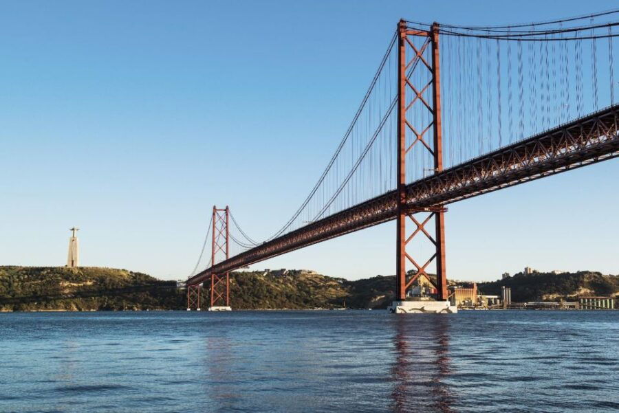 LISBON: Airport Transfer to City Center - Booking Information