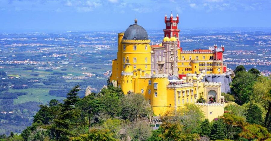 Lisbon: Full-Day Tour to Sintra and Cascais