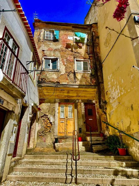 Lisbon: Moorish Quarter Free Walking Tour - Itinerary