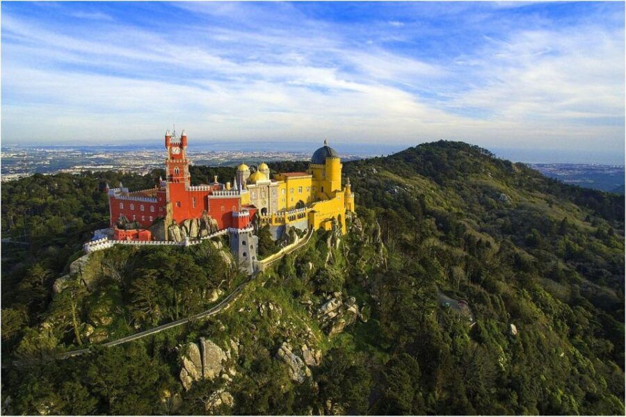 Lisbon: Sintra, Cascais, and Cabo Da Roca Private Tour