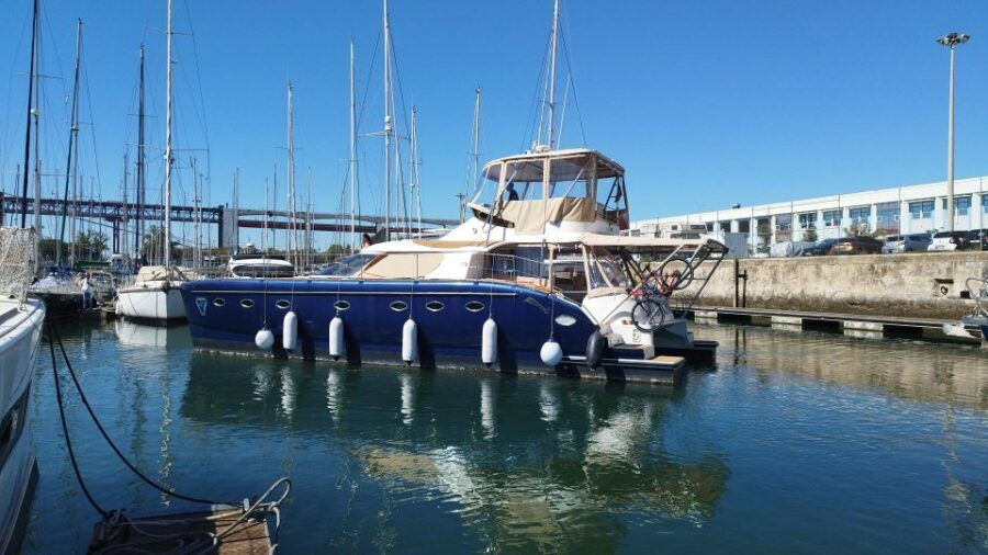 Lisbon: Sunset Catamaran Tour & Wine + Custard Tart - Tour Details