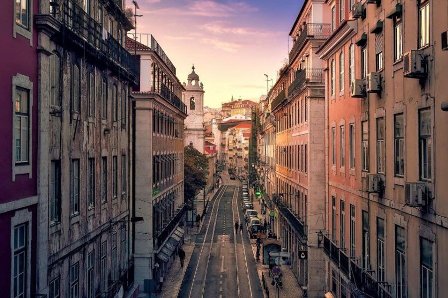 Lisbons 7 Hills Private Tour on Tuk-Tuk - Good To Know