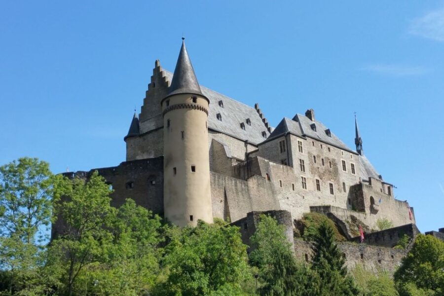 Luxembourg: Highlights Self-Guided Scavenger Hunt & Tour - Good To Know