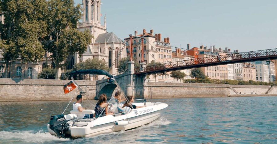 Lyon: Electric Boat Rental Without a License - Good To Know