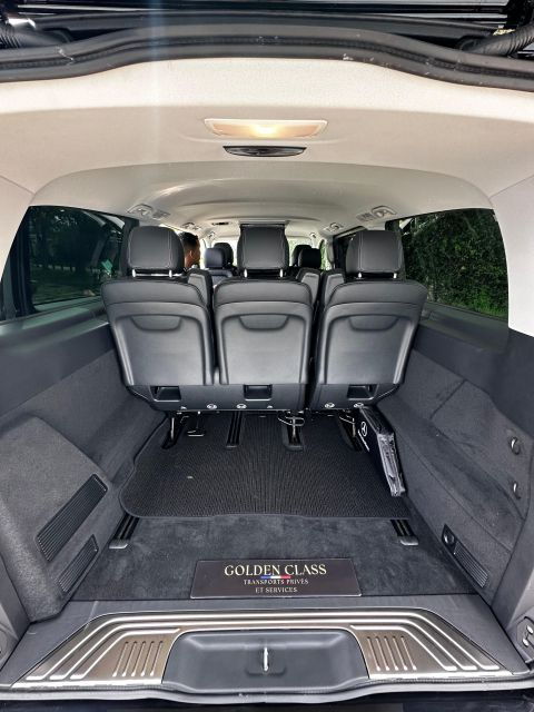 Lyon: PRIVATE DRIVER FROM/TO LYON AIRPORT