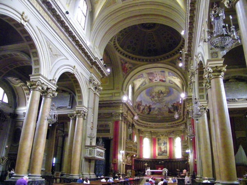 Macerata Private Tour: Old Town and Open-Air Opera House