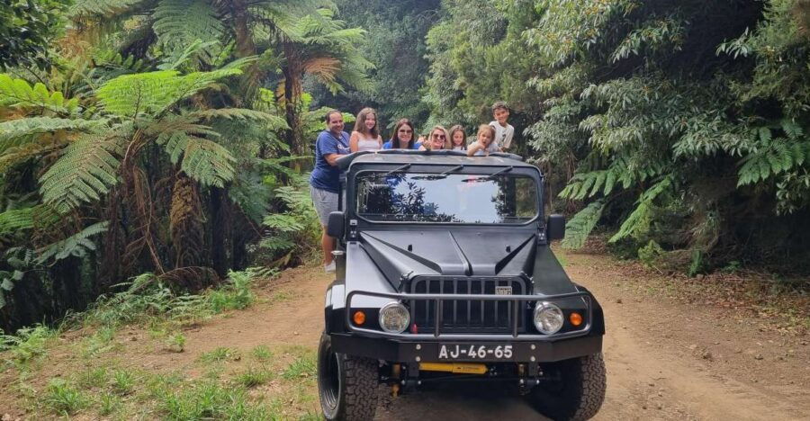Madeira : Santana, Pico Arieiro, Walk Full Day 4×4 Jeep Tour
