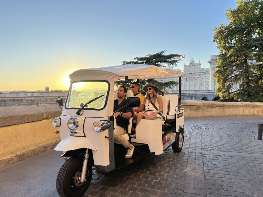 Madrid: City Highlights Private Tuk-Tuk Tour W/ Audio Guide - Experience Description