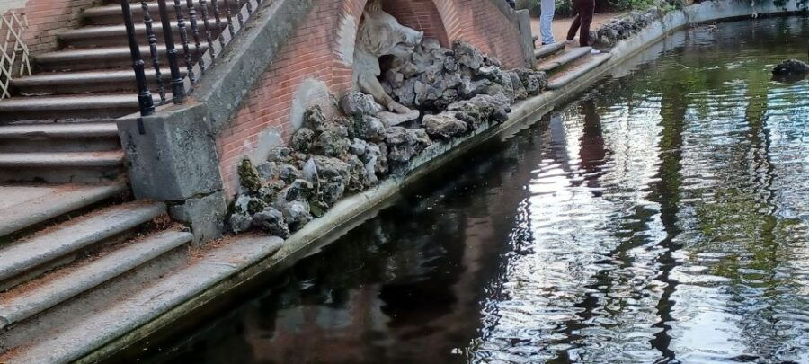 Madrid: El Capricho Park Tour - Experience Itinerary