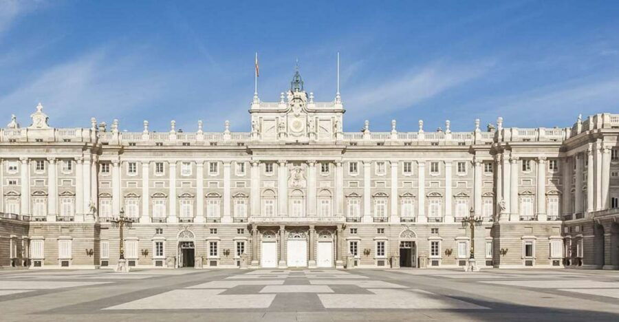 Madrid: Royal Palace Fast-Access Admission Ticket