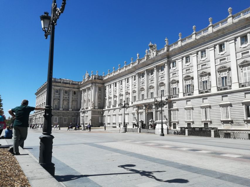 Madrid: Royal Palace Guided Shared Group Tour - Customer Reviews