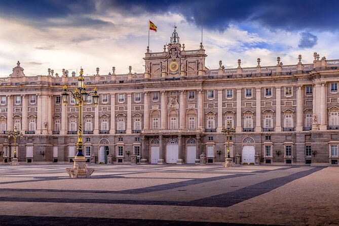Madrid: Royal Palace Guided Tour With Skip the Line Ticket - Good To Know