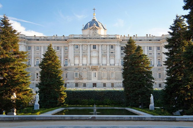 Madrid Royal Palace Private Tour With Skip-The-Line Ticket - Good To Know