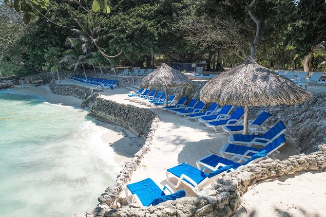 Majagua Island Day Trip From Cartagena Íncluding Traditional Colombian Lunch - Good To Know