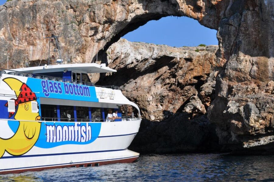 Mallorca: 4-Hour Eastern Coast Catamaran Cruise