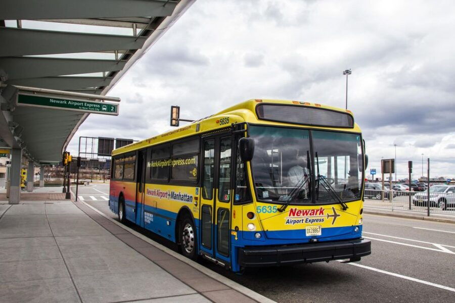 Manhattan: Bus Transfer From/To Newark Airport - Good To Know