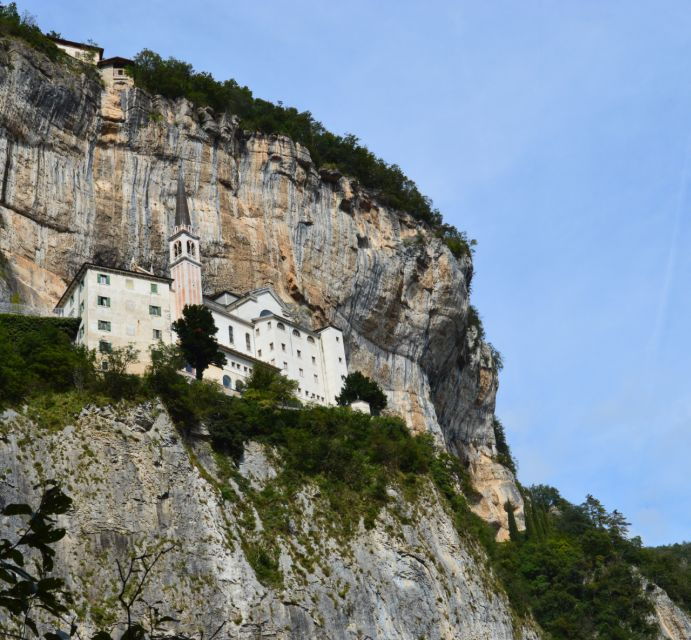 Marys Path – On the Trail of the Ancient Pilgrims