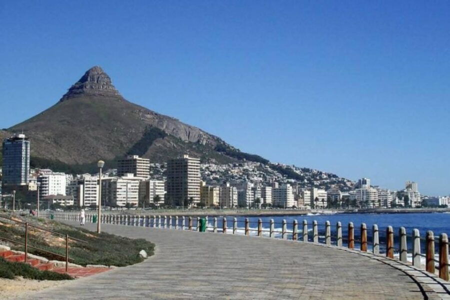 Meandering Through Mouille Point: a Self-Guided Audio Tour - Tour Description