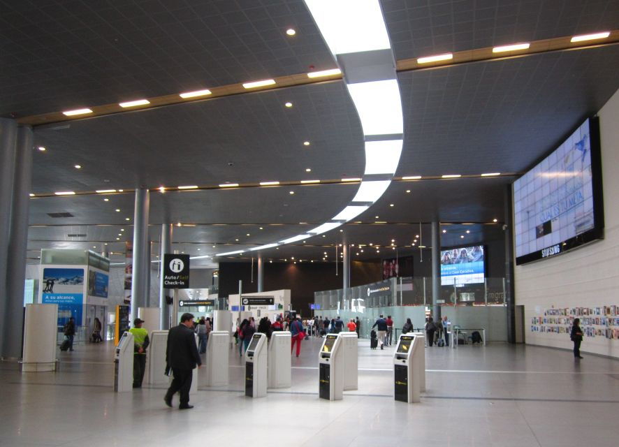 Medellín Airport Private Transfer Service (Departure)