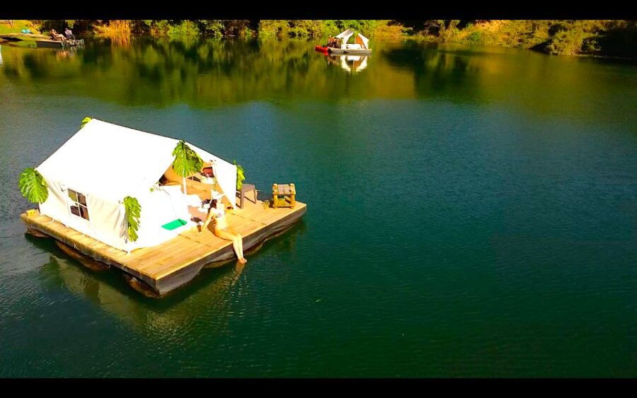 Medellin: Guided Tour to Guatape & 1-Night Lakeside Glamping - Reviews