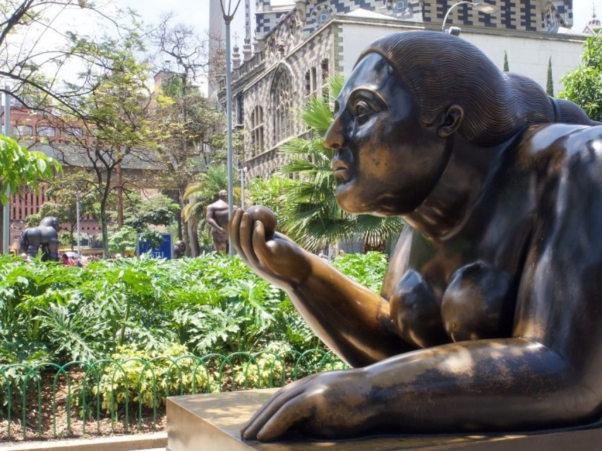 Medellin: Private City Tour