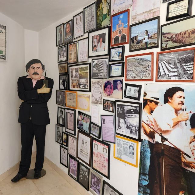 Medellín: Private Pablo Escobar Tour With Transportation