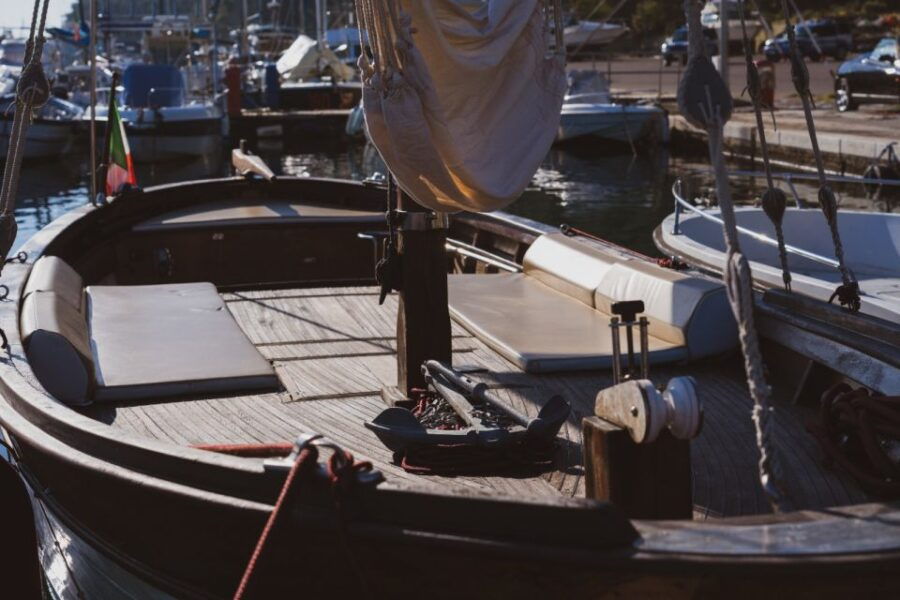 Meetsantiago – Vintage Boat Tour Cagliari