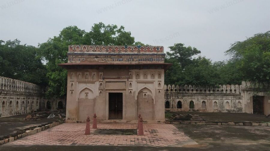 Mehrauli Archaeological Park Walk - Good To Know