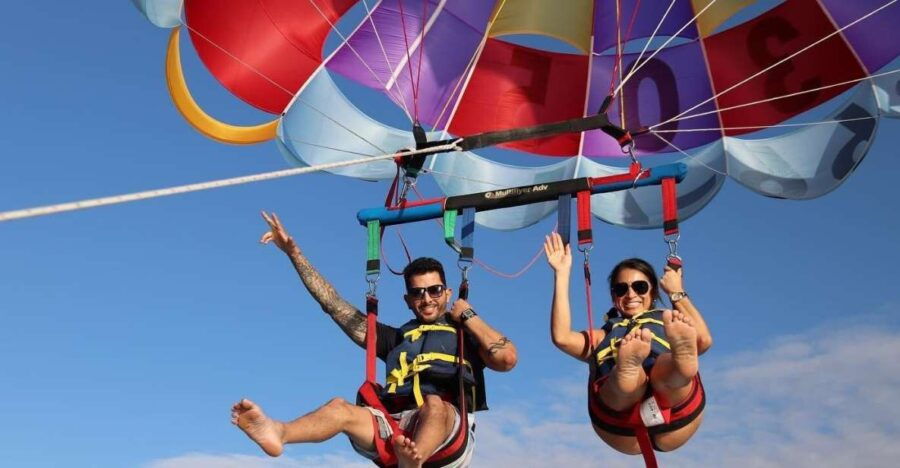Miami Beach: Parasailing Boat Tour in South Beach