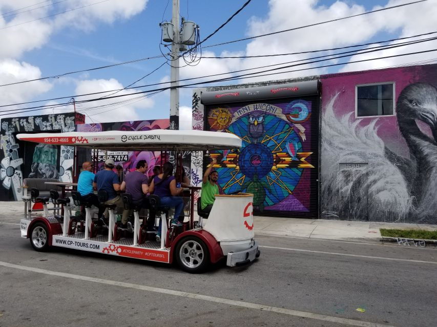Miami: Wynwood Party Bike Bar Crawl