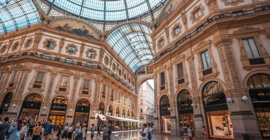 Milan: Insta-Perfect Walk With a Local - Experience Milan With a Local