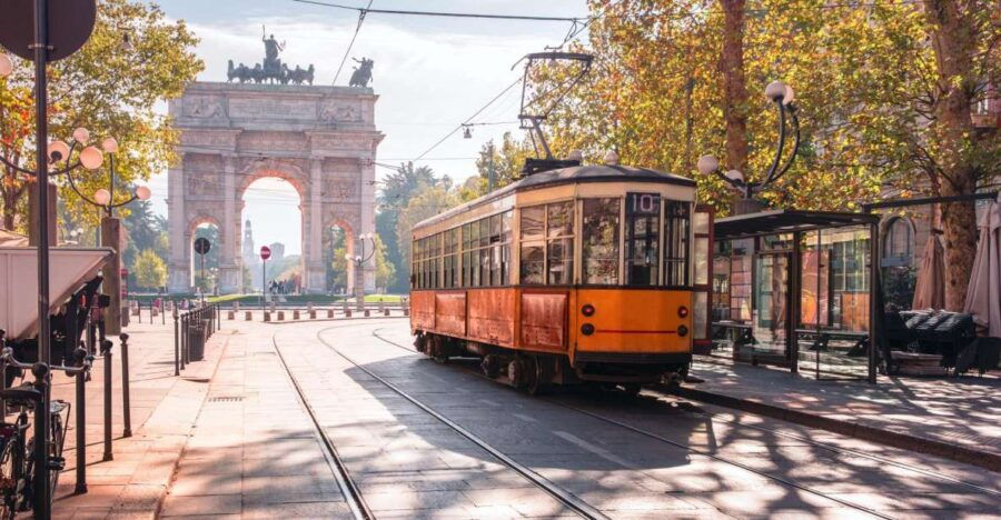 Milan: Private Architecture Tour With a Local Expert - Tour Pricing and Duration