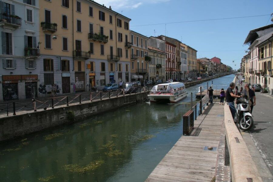 Milan: Private Sightseeing & Shopping Tour With a Local - Tour Highlights