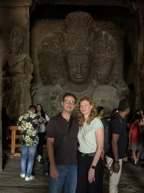 Mumbai 2-Day: Elephanta Caves, City Sightseeing Dharavi Slum