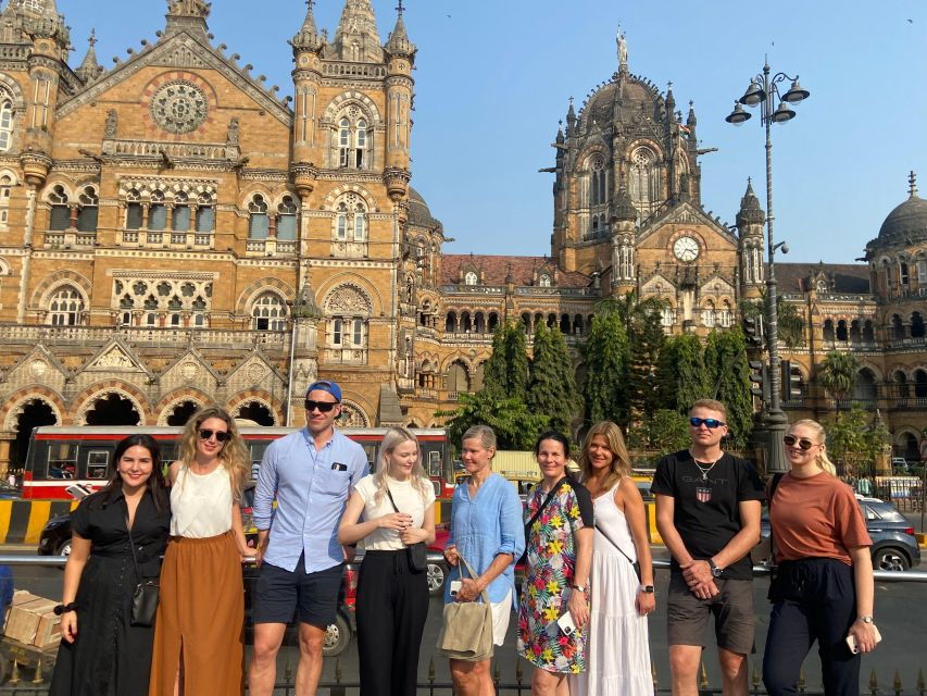 Mumbai: Essentials Group City Sightseeing Tour