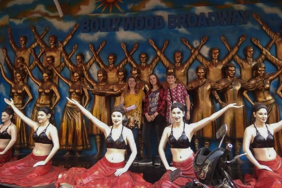 Mumbai: Private Bollywood Tour With Mumbai Sightseeing - Good To Know