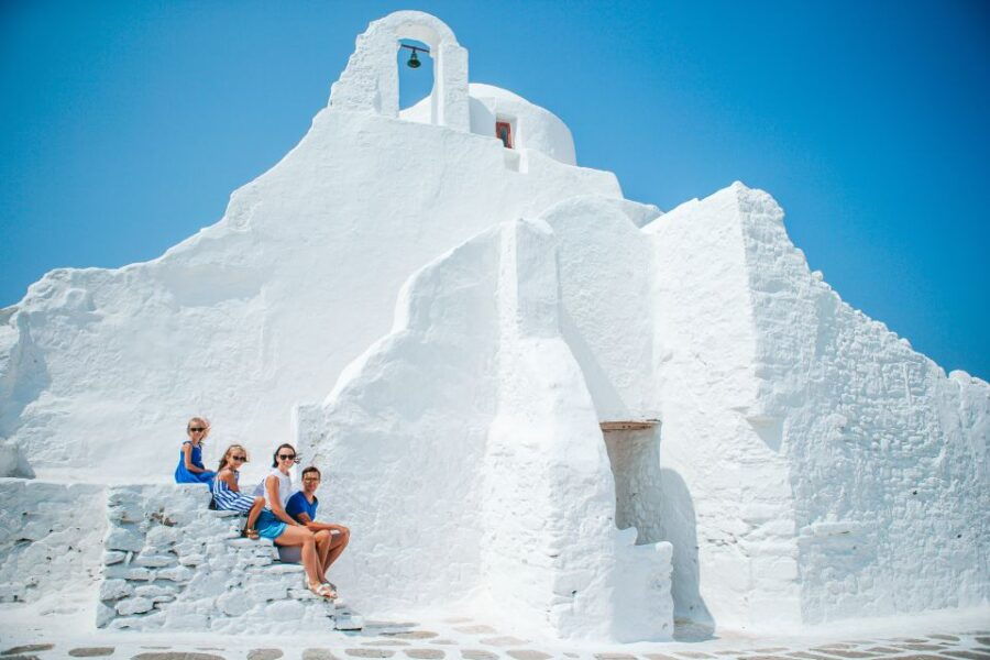 Mykonos: Private Photoshoot at Paraportiani Church - Description