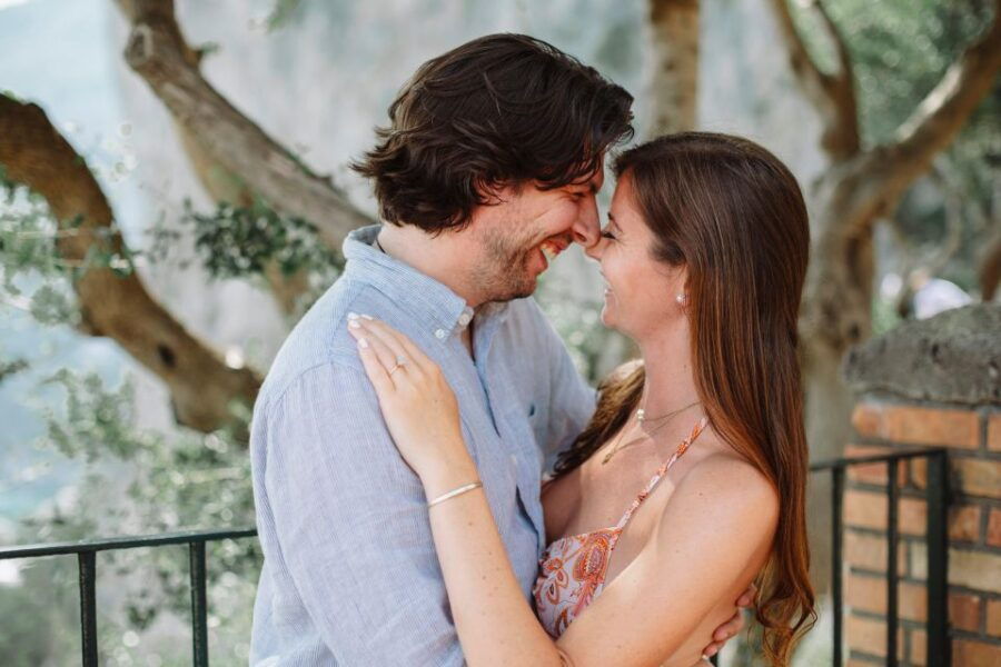 Naples: Photo Shoot With a Private Vacation Photographer - Group Type and Cancellation Policy