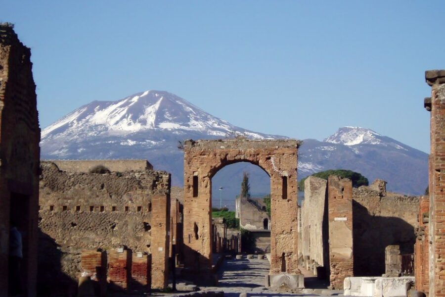 Naples: Pompeii, Herculaneum and Mt. Vesuvius Private Tour - Tour Duration and Languages