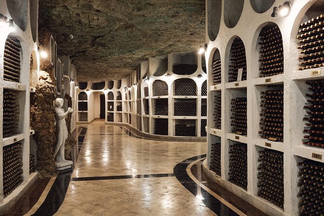 NEW! All Moldova:Cricova Winery, Old Orhei and Curchi(+Lunch!)