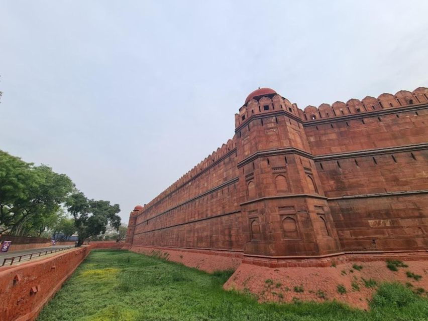 New Delhi: Red Fort Entry Ticket & Guided Tour With Transfer