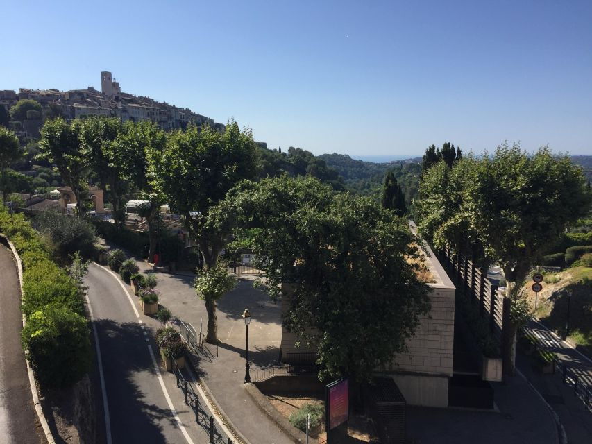 Nice: Countryside and Medieval Villages Tour With Factory