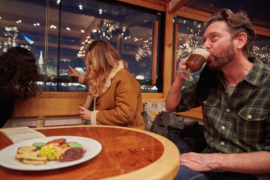 NYC: Night Holiday Lights and Cocoa Cruise - Good To Know