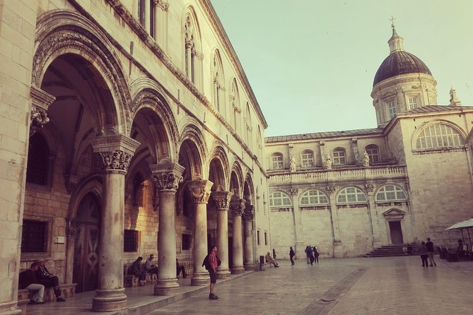 Old Town Secrets Walking Tour - Good To Know