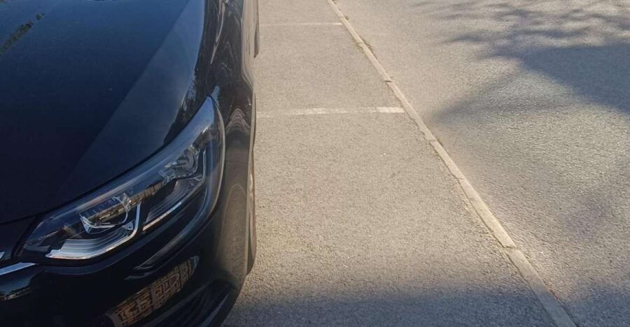 Olhao: Private Transfers From the Airport to Olhao - Service Details