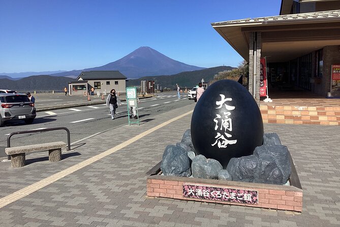 One Way Shuttle Van Transfer, Tokyo⇔Around Hakone