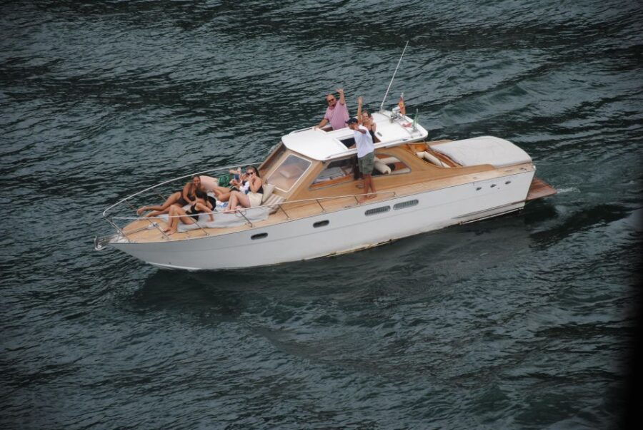 OnlyWood 4 Lake Como: Hidden Gems Wooden Boat Tour - Tour Details