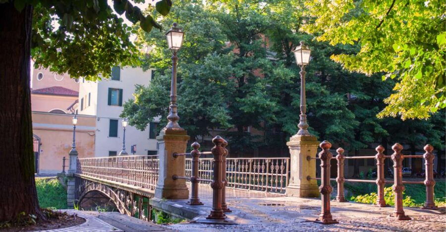 Padua: First Discovery Walk and Reading Walking Tour