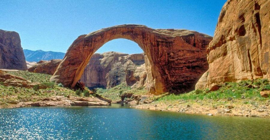 Page: Lake Powell Cruise With Rainbow Bridge Walking Tour