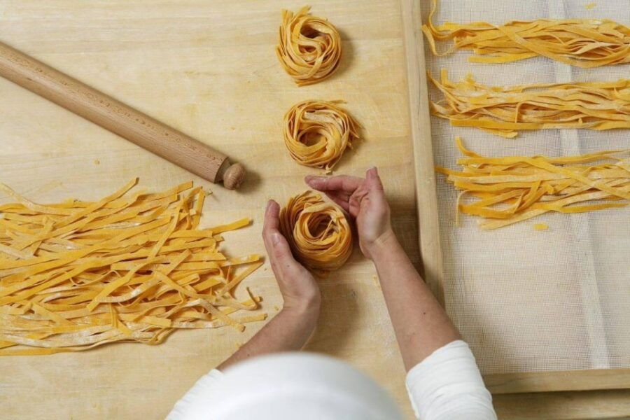 Palermo: Italian Food Masterclass With Dinner & Wine - Good To Know